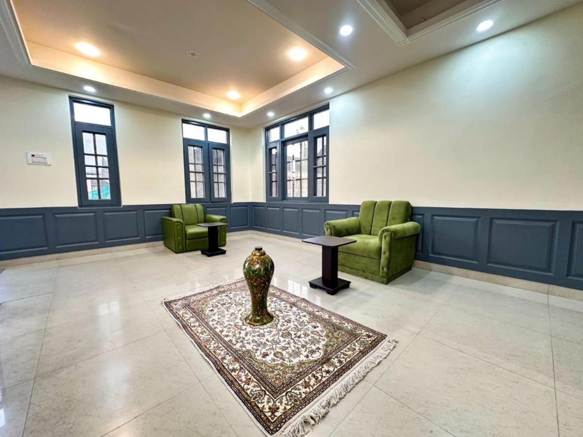 Srinagar Group Of Hotels Exterior foto