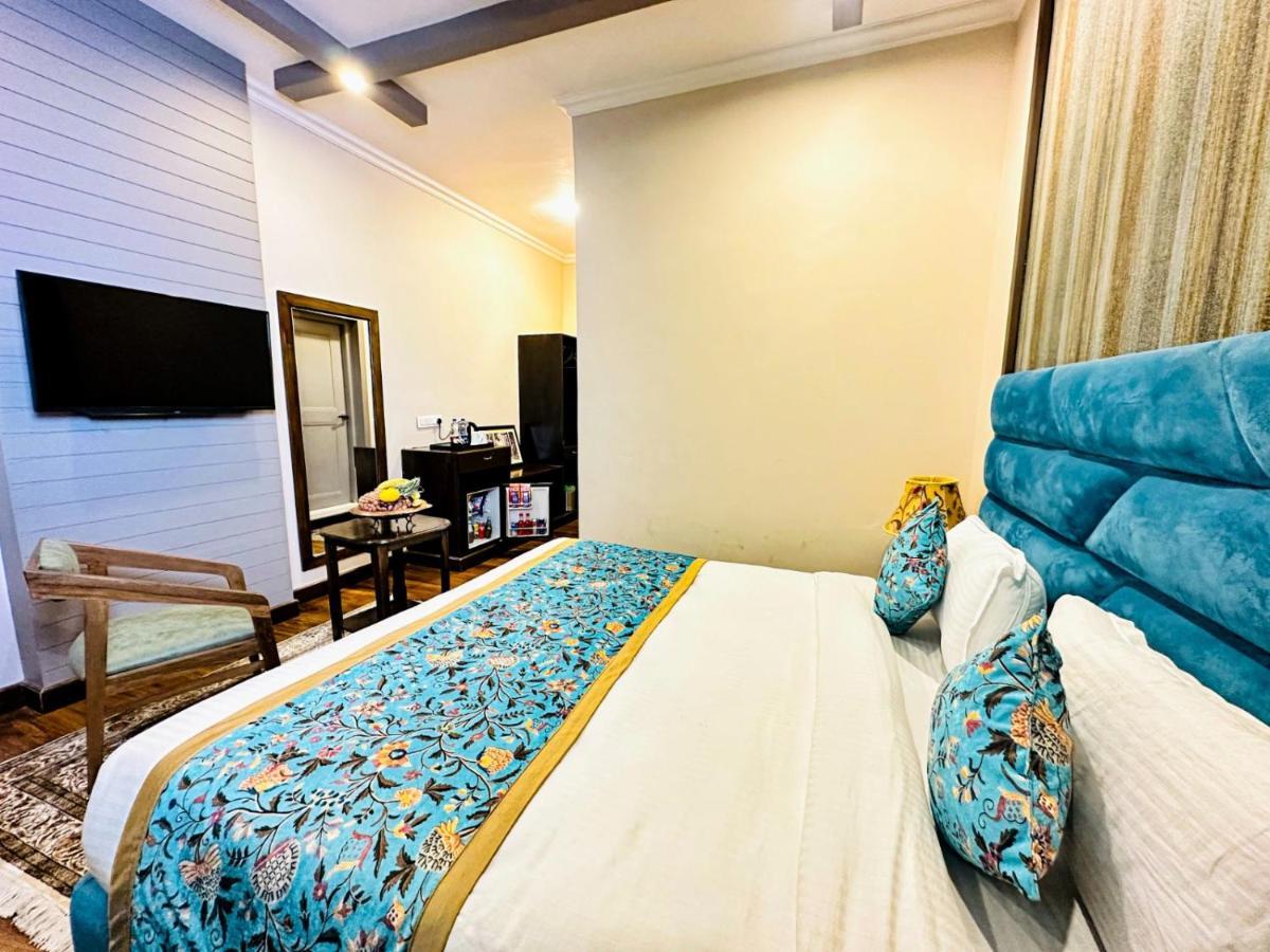 Srinagar Group Of Hotels Exterior foto